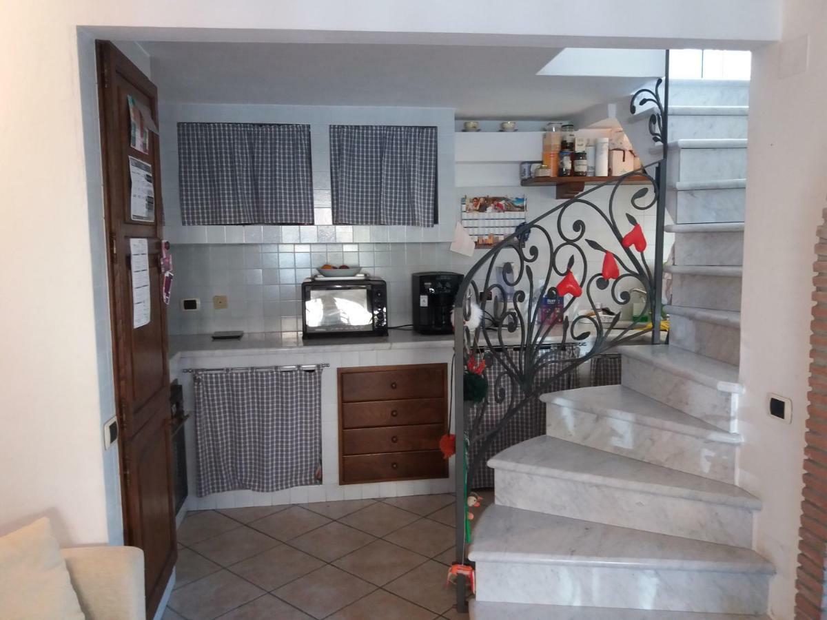 Raffinato Bilocale A Lido Di Camaiore Vicino Al Mare Luaran gambar