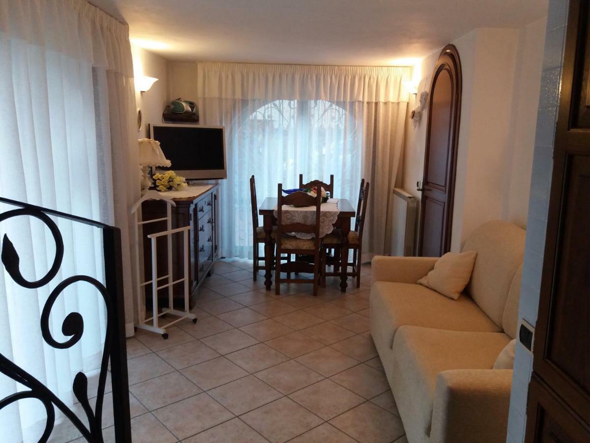 Raffinato Bilocale A Lido Di Camaiore Vicino Al Mare Luaran gambar